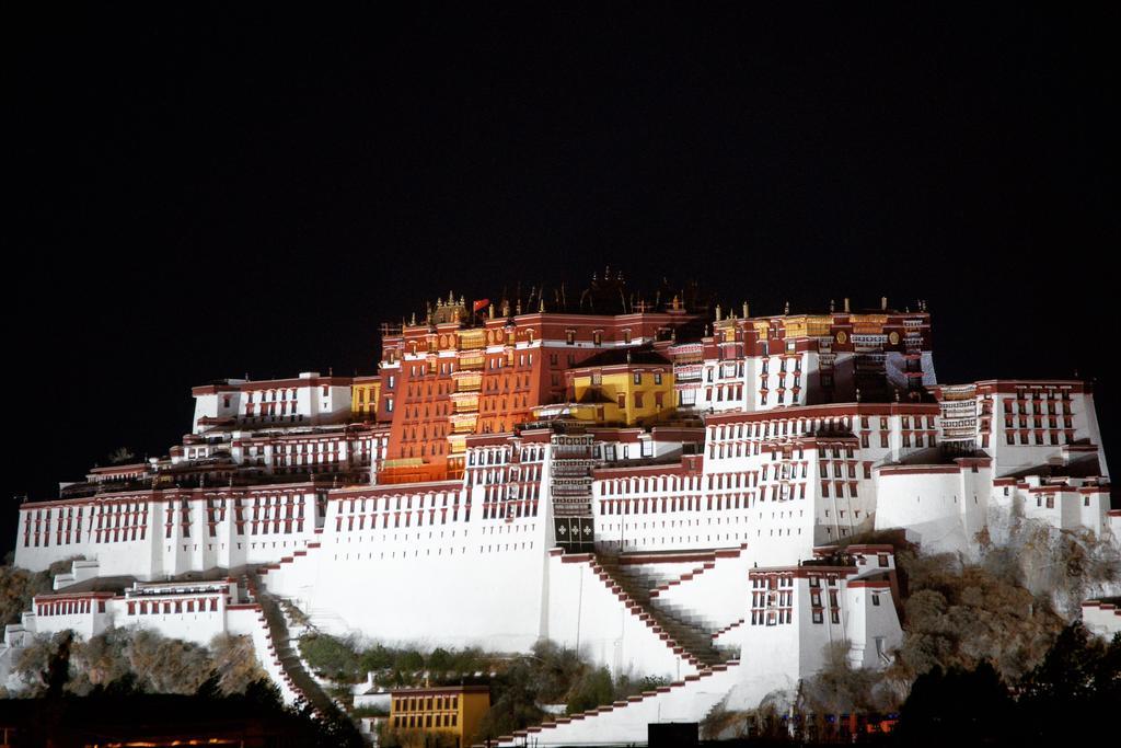 Tashitakge Hotel Lhasa Exterior foto