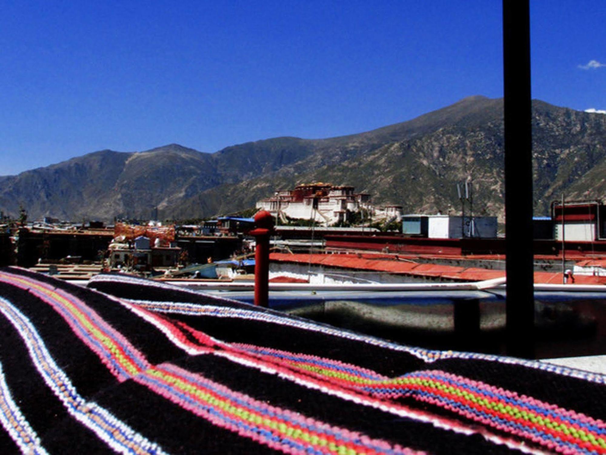 Tashitakge Hotel Lhasa Exterior foto